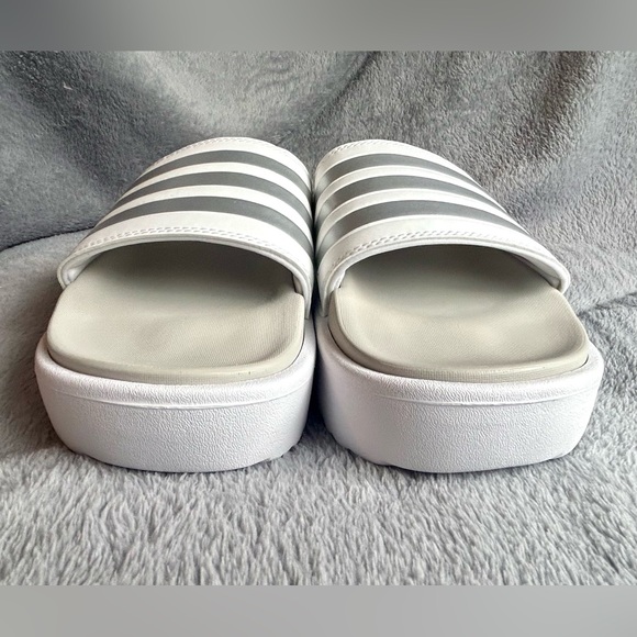 Adidas Platform Slides White Silver Size 9 - Picture 13 of 16